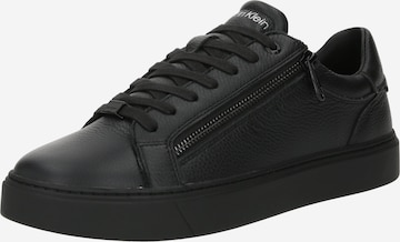 Sneaker low de la Calvin Klein pe negru: față