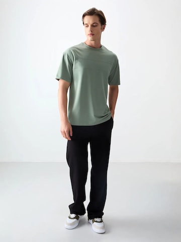 Tommy Life T-Shirts in Grün