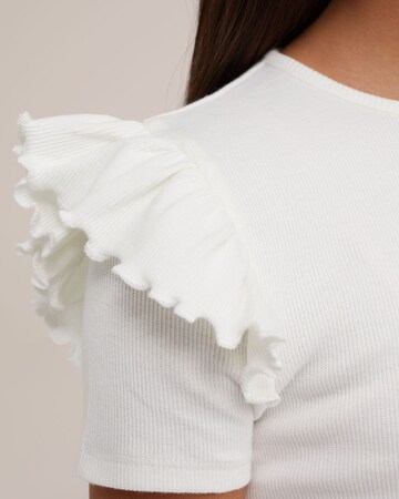 T-Shirt WE Fashion en blanc