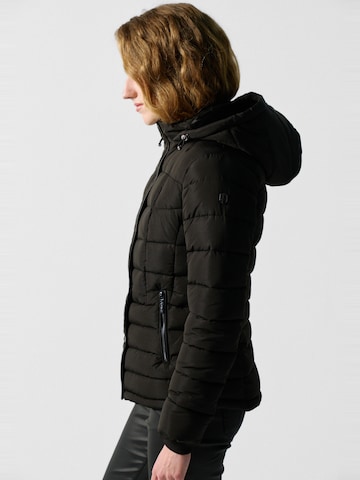 Veste d’hiver KOROSHI en noir