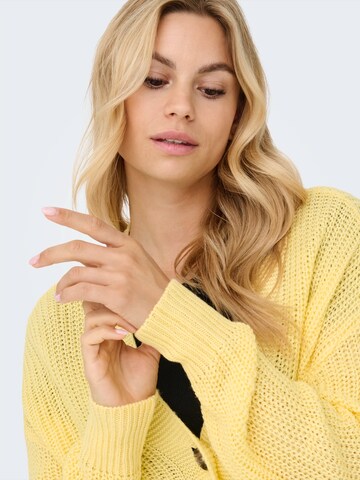 ONLY Strickjacke 'ONLCAROL' in Gelb