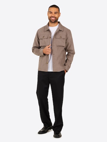 BRAVE SOUL Overgangsjakke i grå