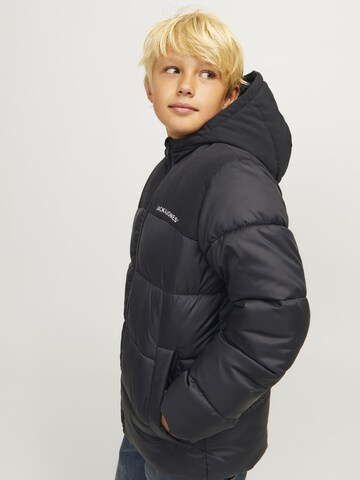 Jack & Jones Junior Vinterjakke 'JJMoon' i sort