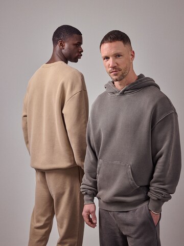 DAN FOX APPAREL Sweatshirt 'The Essential' in Beige