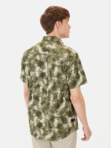 CAMEL ACTIVE Regular Fit Kurzarmhemd mit Strukturmuster in Grün