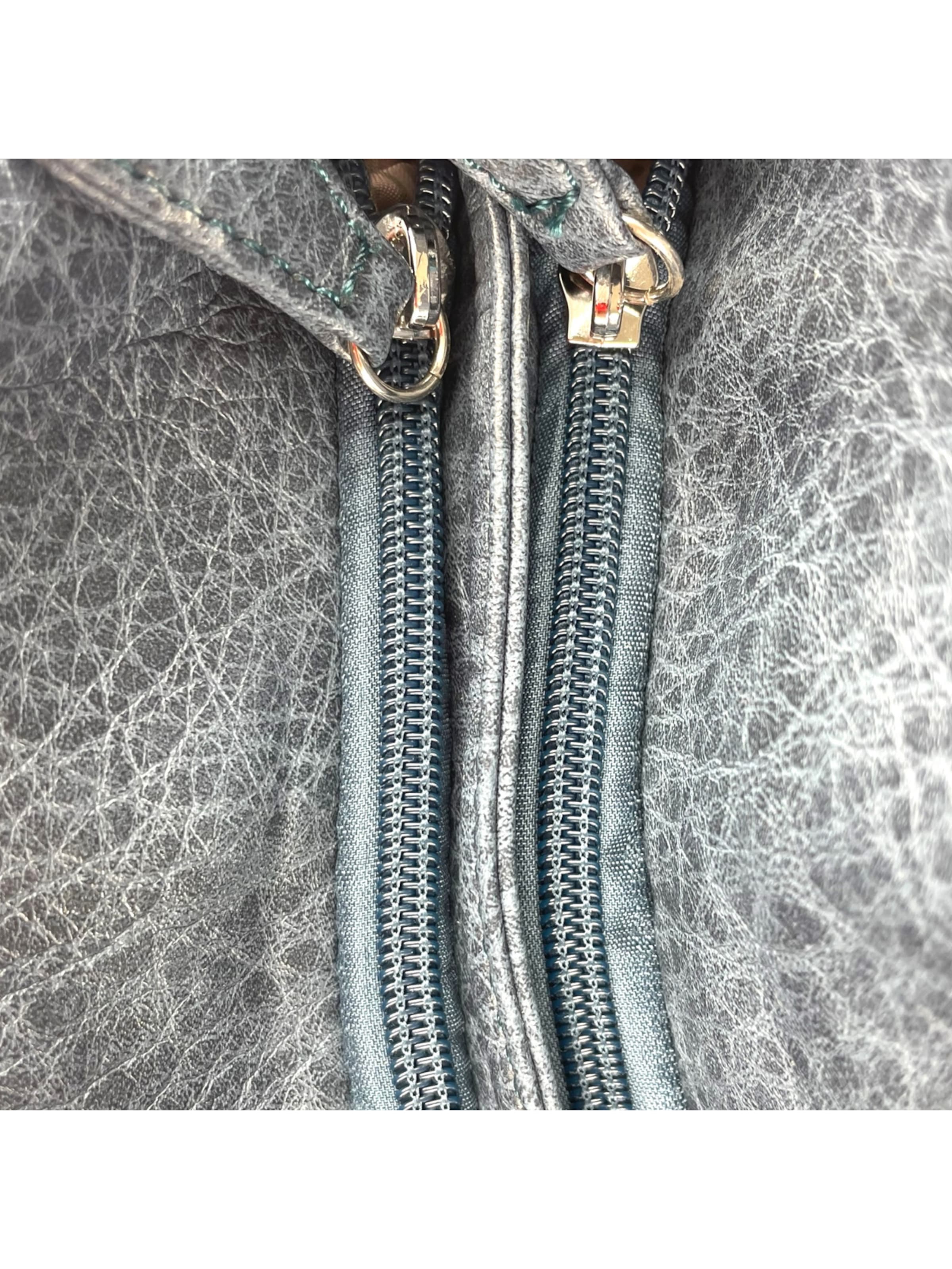 Borsa a spalla di Kumixi in blu