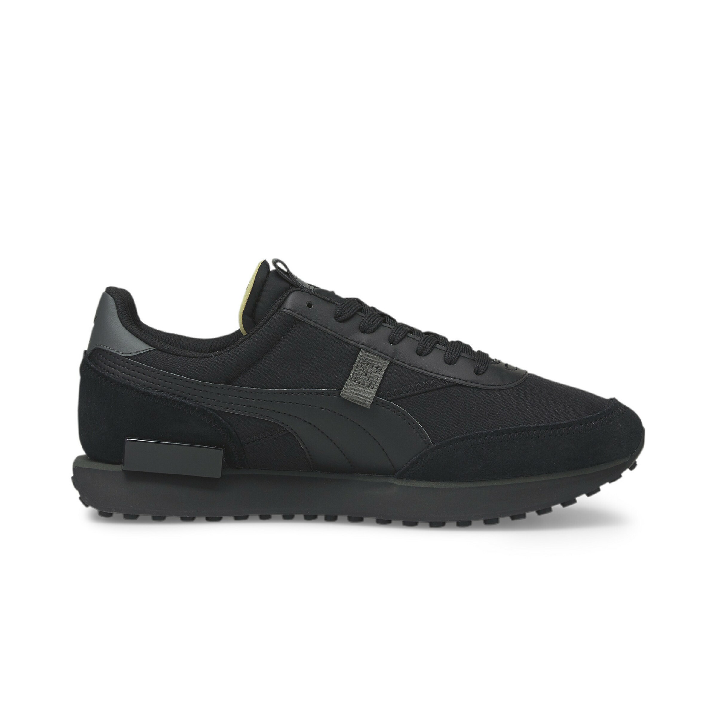PUMA Sneaker in Schwarz