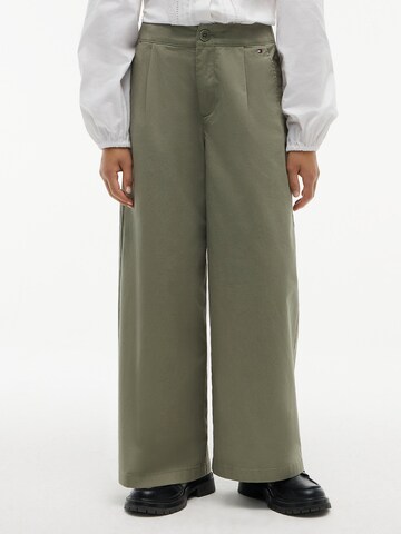 TOMMY HILFIGER Wide Leg Hose 'Essential' in Grün: Vorderseite