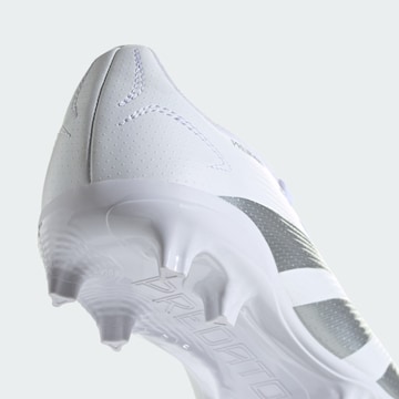 Chaussure de sport 'Predator 24 League FG' ADIDAS PERFORMANCE en blanc