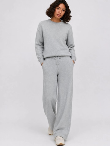 Wide leg Pantaloni di ONLY in grigio