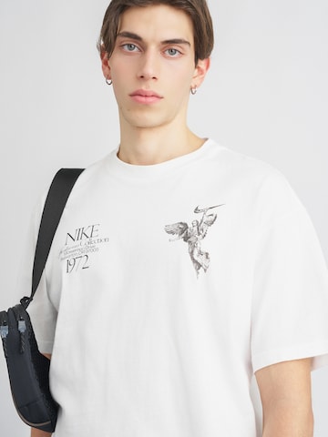 Nike Sportswear Μπλουζάκι 'M90 OC WINGS VICTORY' σε λευκό