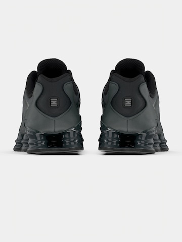 Baskets basses 'SHOX TL SE' Nike Sportswear en gris