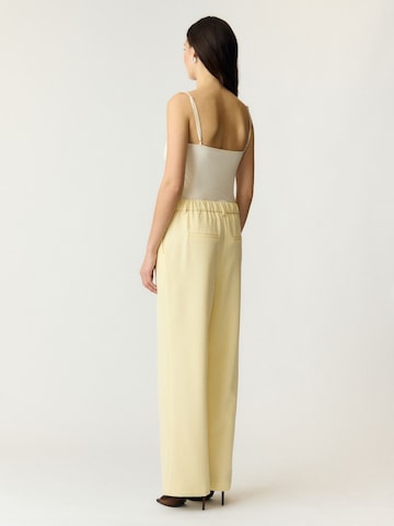 YAS Wide leg Broek 'YASLikka' in Geel