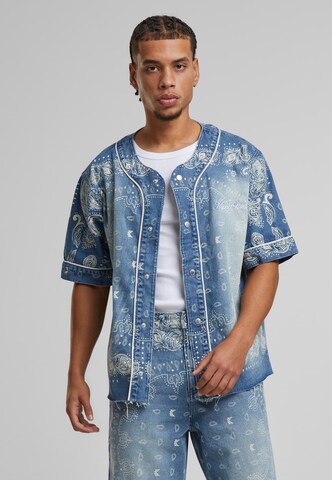 Karl Kani Comfort fit Overhemd in Blauw: voorkant