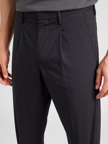 NN07 Tapered Hose 'Bill 1680' in Schwarz