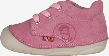 TROLLKIDS Lauflernschuh in Pink: Vorderseite