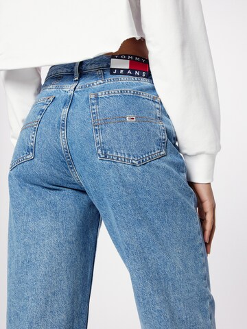 Tapered Jeans de la Tommy Jeans pe albastru