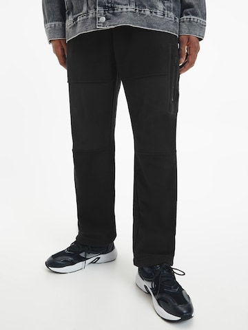 Calvin Klein Jeans Loose fit Pants in Black: front