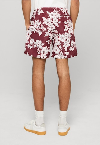 Shorts de bain Urban Classics en rouge