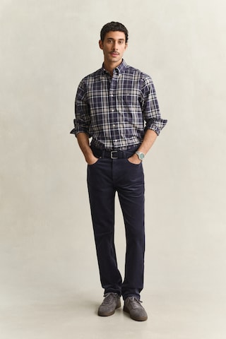 GANT Regular Fit Paita värissä harmaa