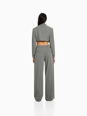 Bershka Wide leg Pleat-front trousers in Grey