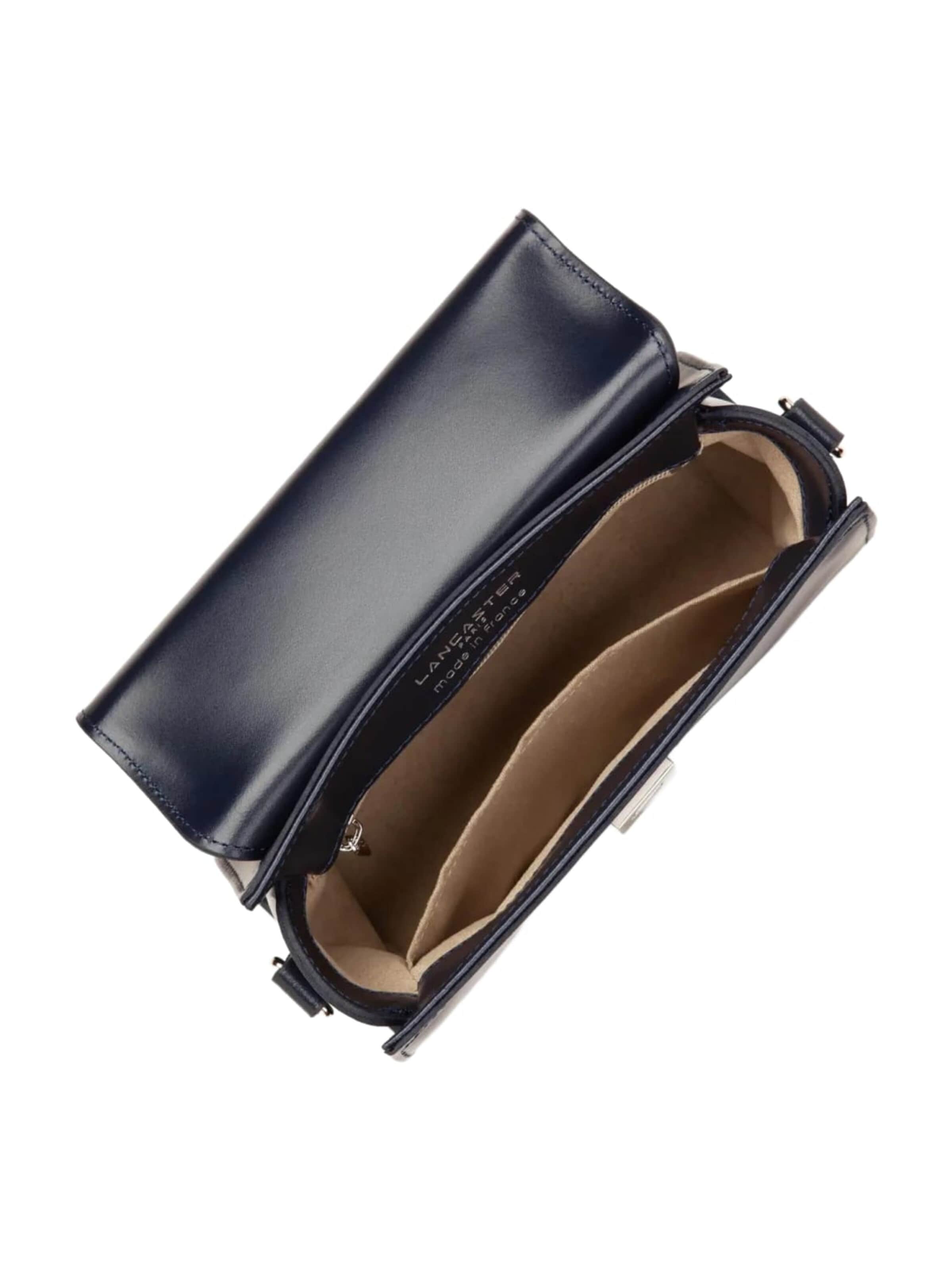 LANCASTER Paris Handväska 'Lancaster Sac Suave Even S Bleu Foncé' i blå