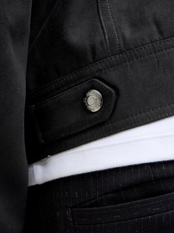 JACK & JONES Jacke in Schwarz