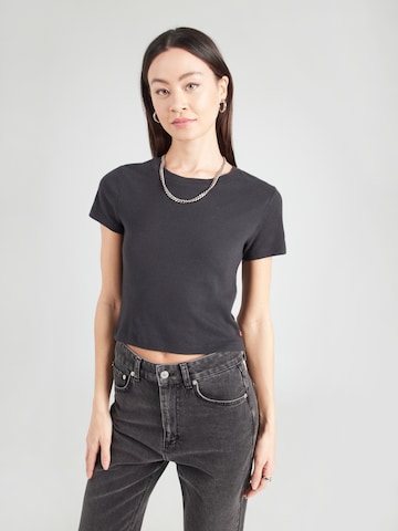 LEVI'S ® Тениска 'ESSENTIAL' в черно: отпред