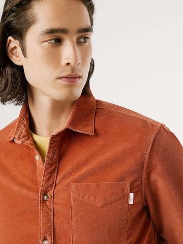 Regular fit Camicia 'Clayton' di Pepe Jeans in marrone
