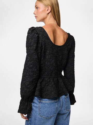 PIECES - Blusa 'PCMOLLY' en negro