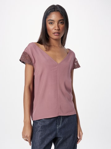 ABOUT YOU - Camiseta 'Gunda' en rosa: frente