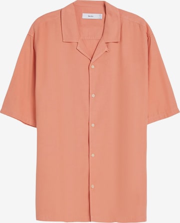 Bershka Comfort fit Button Up Shirt in Orange: front