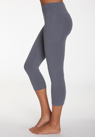 Skinny Pantalon de sport LASCANA ACTIVE en gris
