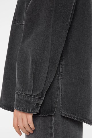 SENSES.THE LABEL Blouse in Grey