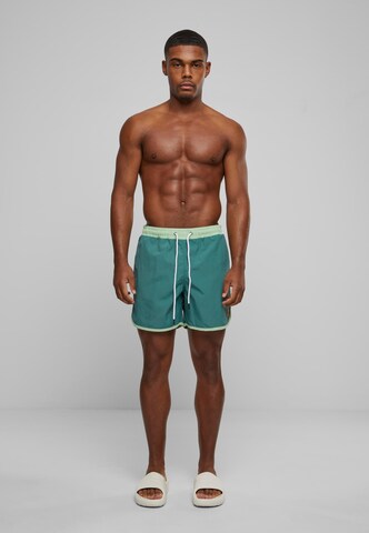 Shorts de bain Urban Classics en vert