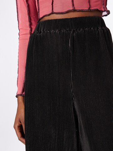 Wide leg Pantaloni 'Miss Joslin' di Misspap in nero