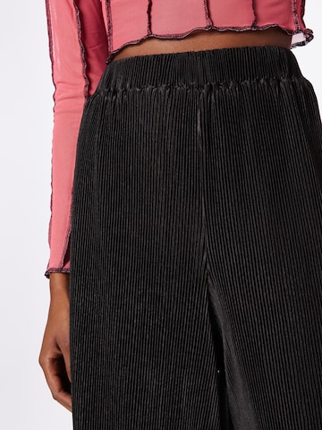 Wide leg Pantaloni 'Miss Joslin' di Misspap in nero