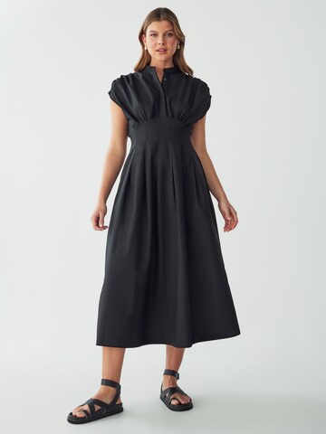 Willa Dress 'Otis' in Black: front