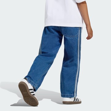 ADIDAS ORIGINALS Loosefit Broek 'Firebird' in Blauw