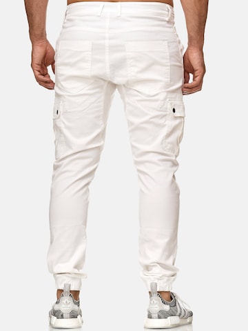 Tazzio Regular Cargohose '18525' in Weiß