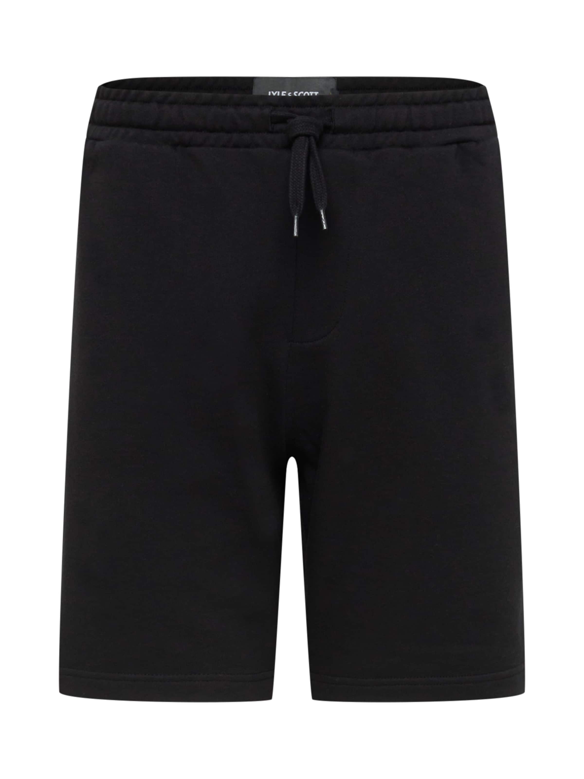 Lyle & Scott Regular Shorts in Schwarz: Vorderseite
