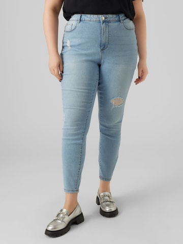 Vero Moda Curve Skinny Jeans in Blue: front