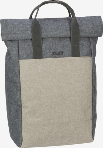 ZWEI Backpack in Grey: front