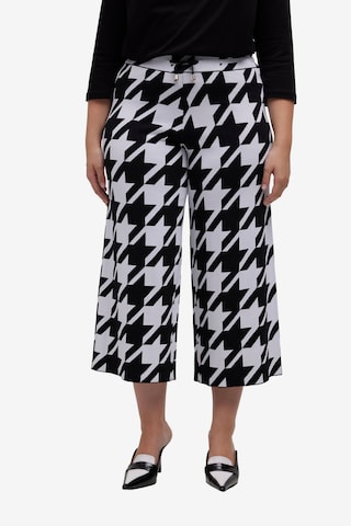 Ulla Popken Wide leg Pants in Black: front