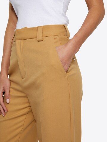 Rich & Royal Regular Pleated Pants in Beige