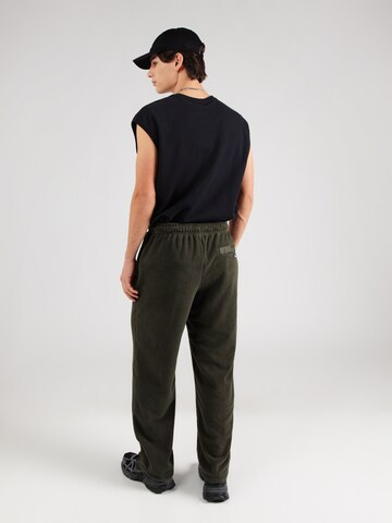 Nike Sportswear Loosefit Byxa 'CLUB' i grön