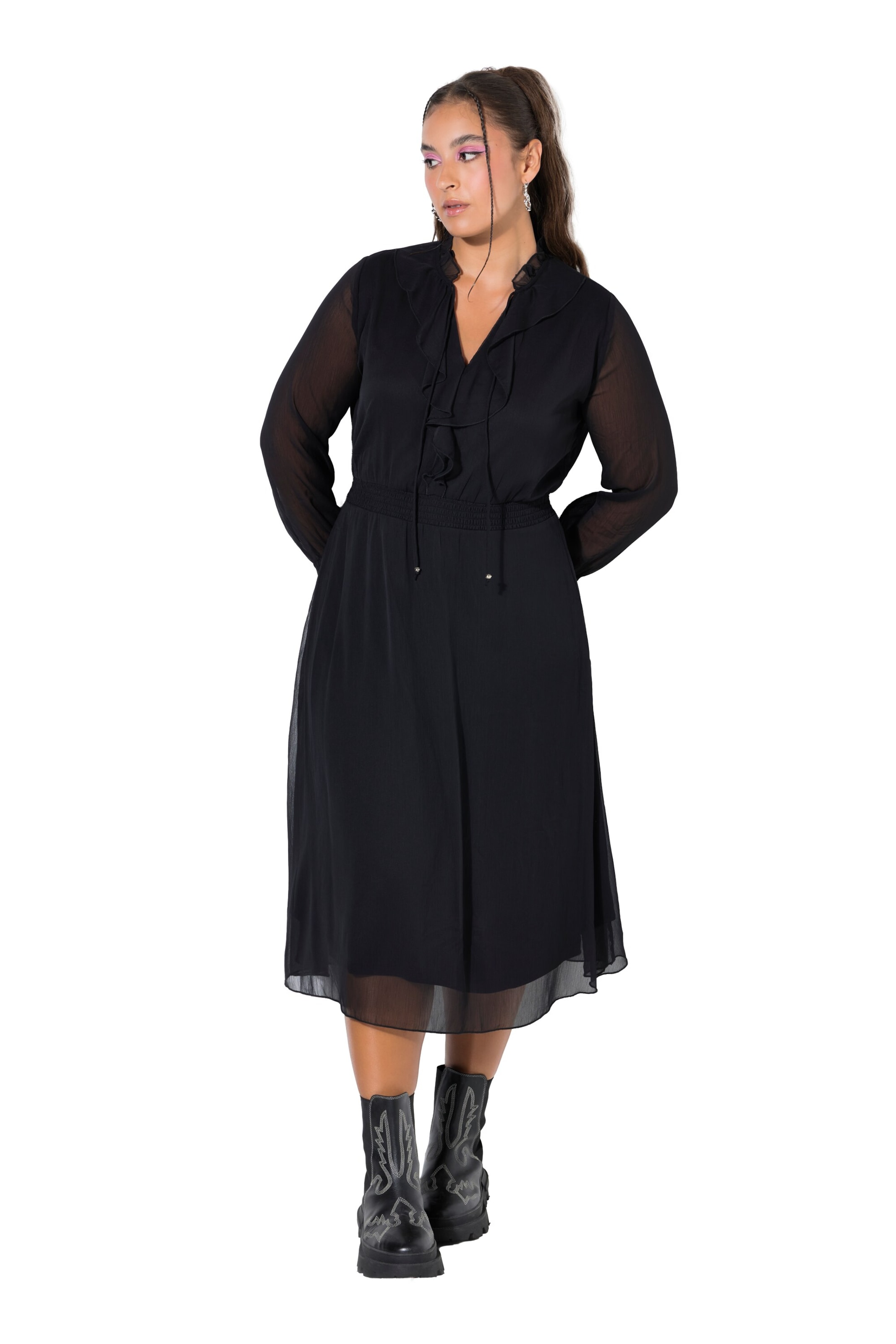 Studio Untold Dress in Black: front