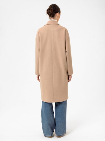 Antioch Between-Seasons Coat 'Anahi' in Beige