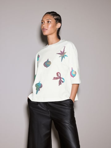 Next T-Shirt in Beige