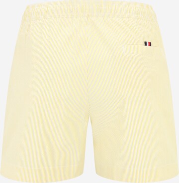 Pantaloncini da bagno di TOMMY HILFIGER in giallo